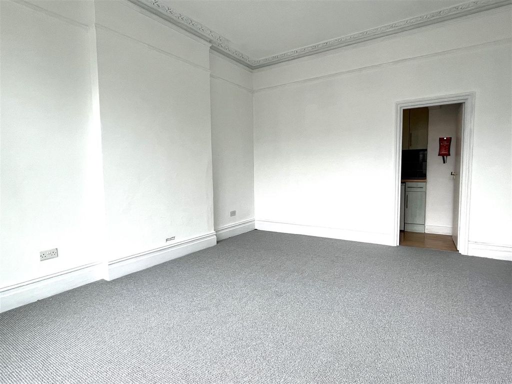 Property photo 3 of 6 Aphoto 20-06-2023, 11 34 08.Jpg