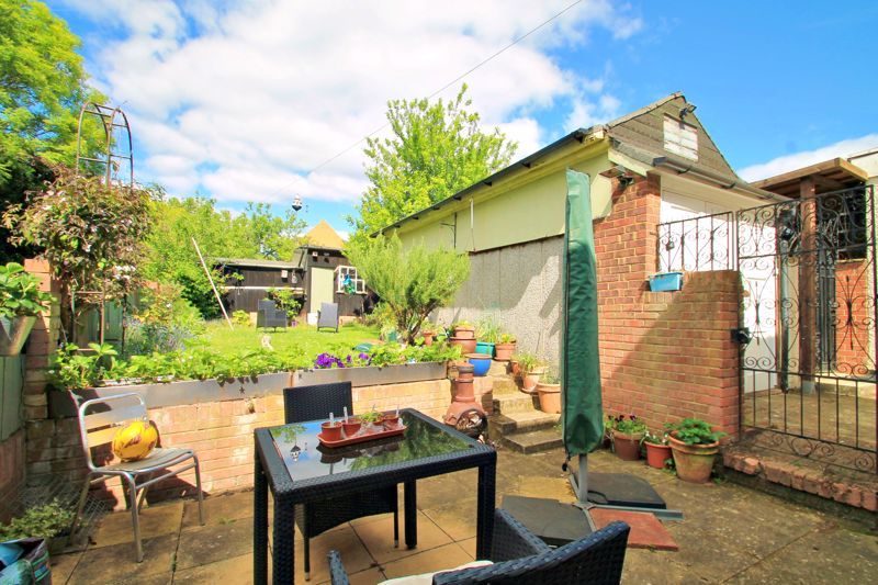 Property photo 2 of 19 Photo 37