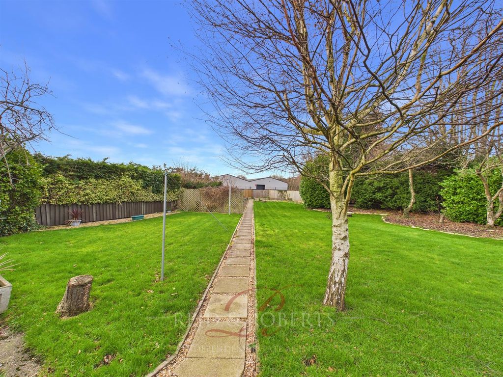 Property photo 3 of 19 Cam05148G0-Pr0126-Still006.Jpg