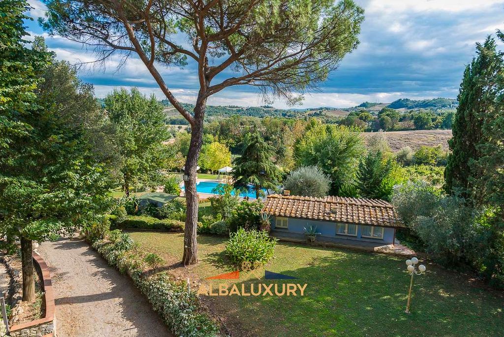 Property photo 3 of 36