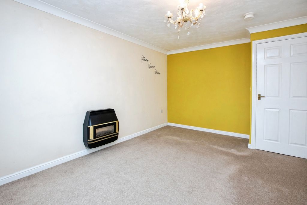 Property photo 2 of 16 Pbox-Img.Jpg