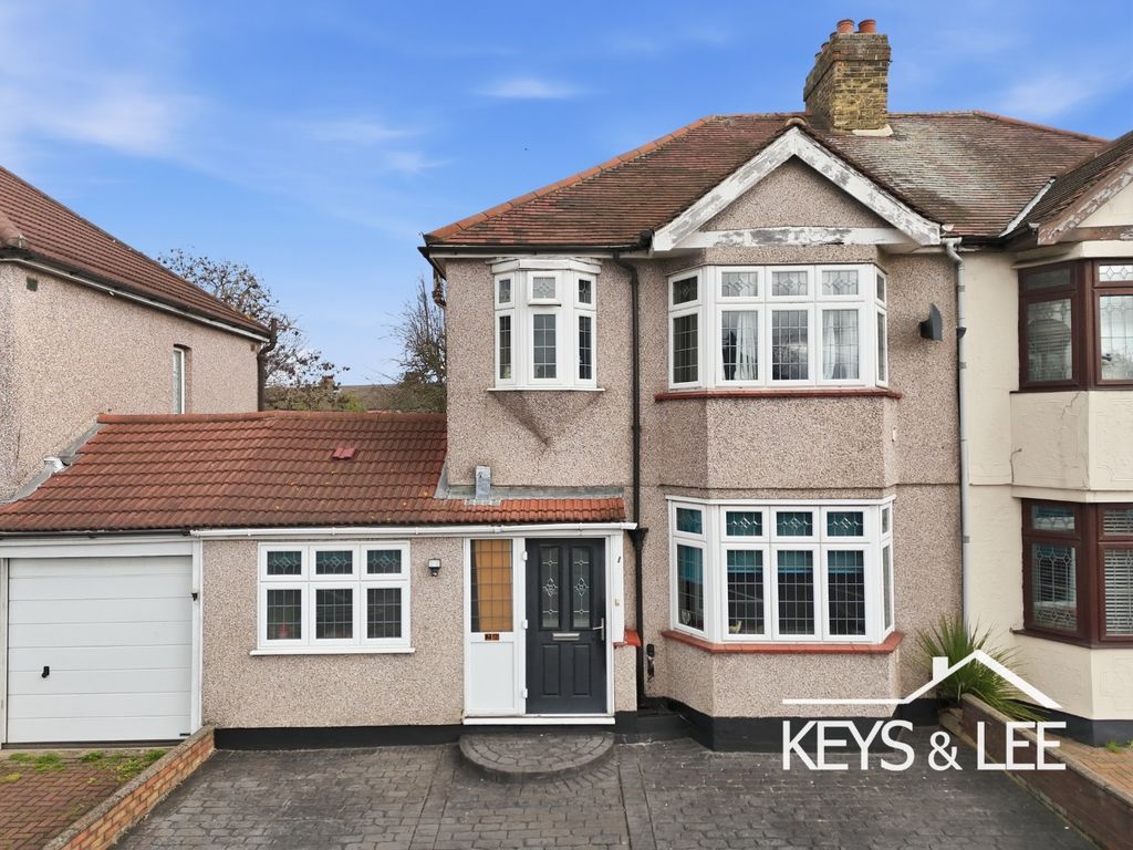 Property photo 1 of 15 4846742