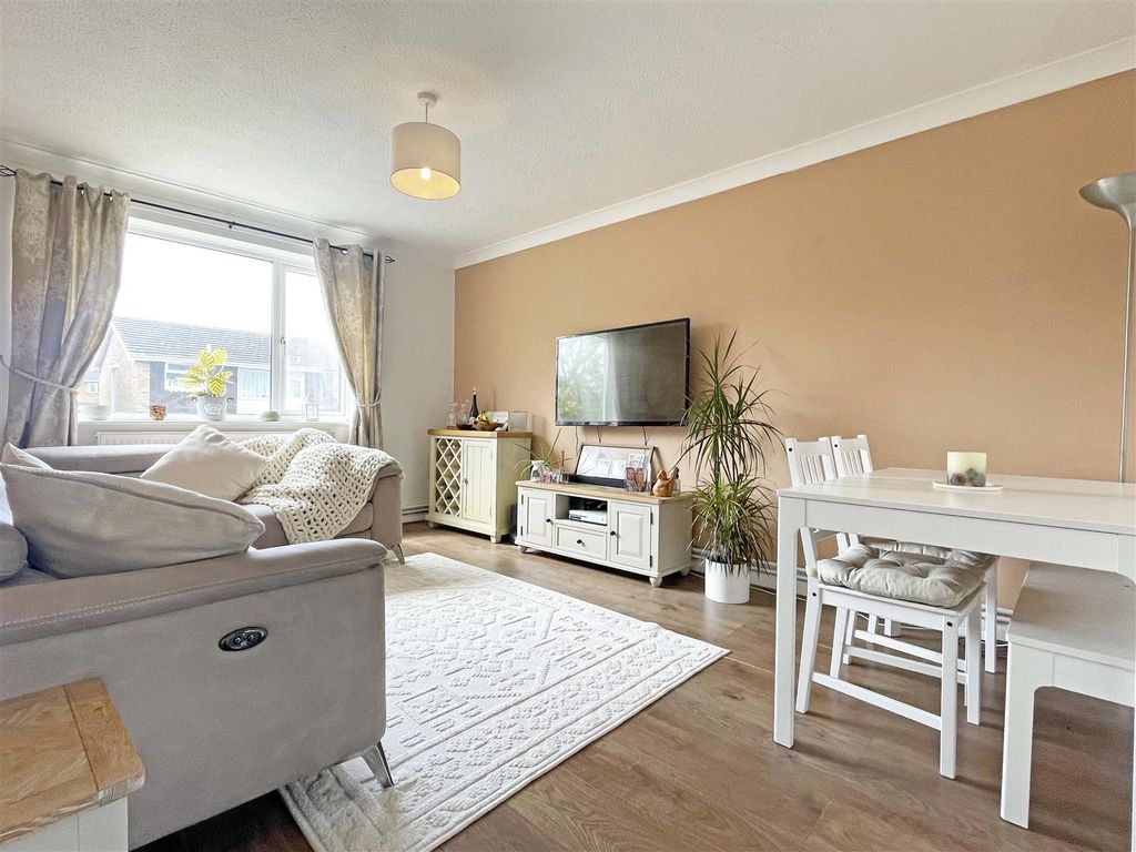 Property photo 2 of 8 Ld.Jpg