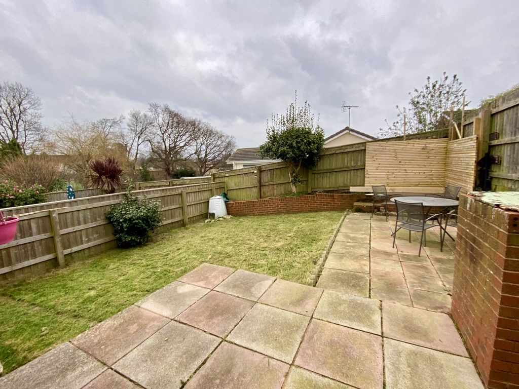 Property photo 3 of 12
