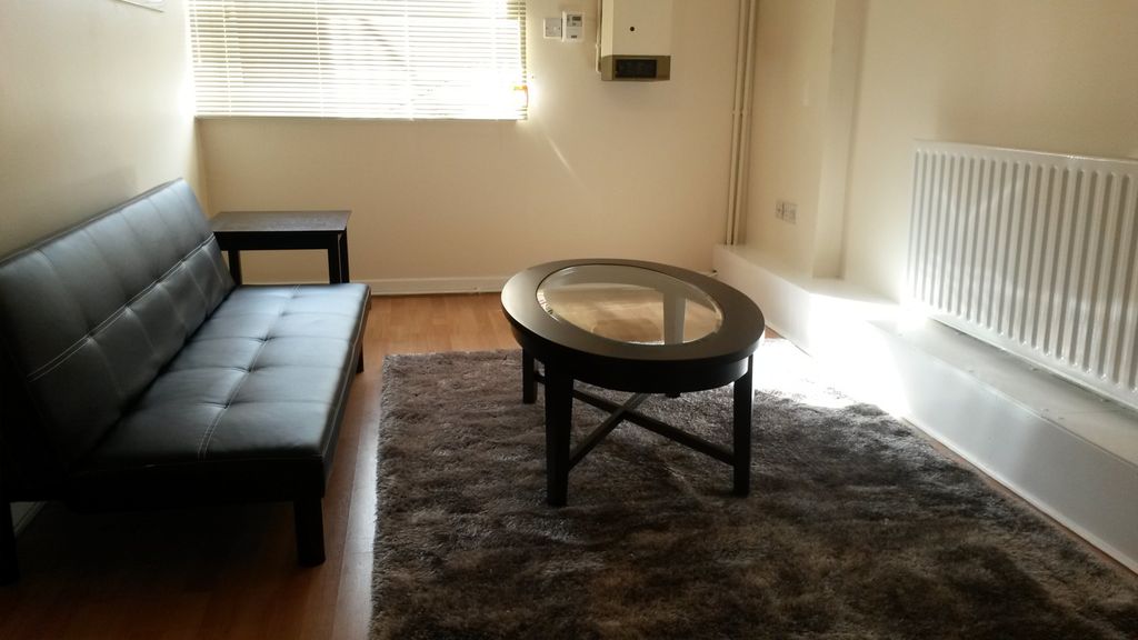 Property photo 3 of 6