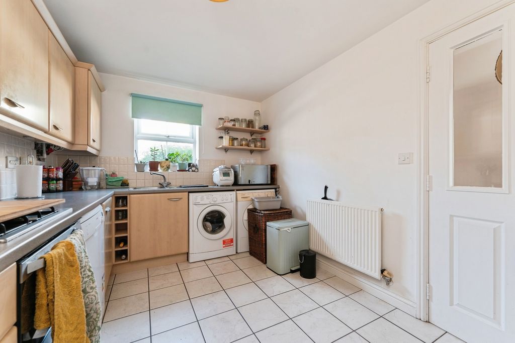 Property photo 3 of 22 Pbox-Img.Jpg