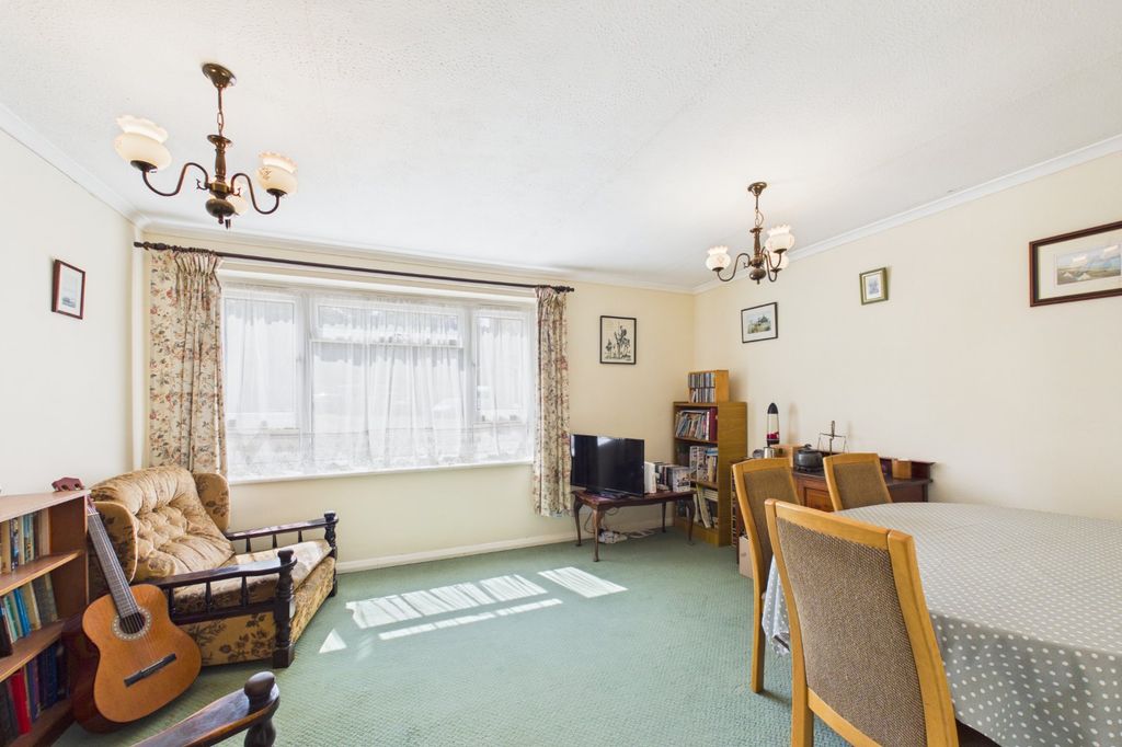 Property photo 2 of 6 Picture No. 04