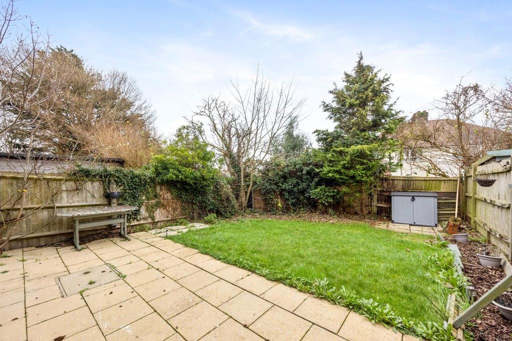 Property photo 2 of 21 Edgehill Way, 25-018(1).Jpg