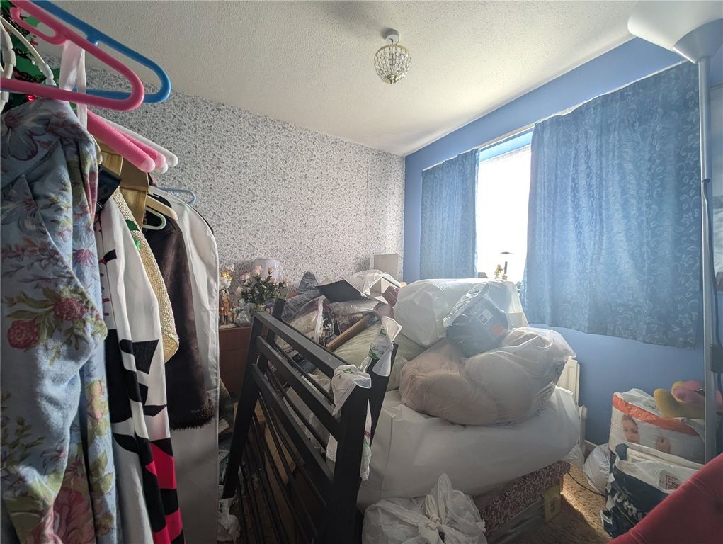 Property photo 3 of 5 Picture No. 06