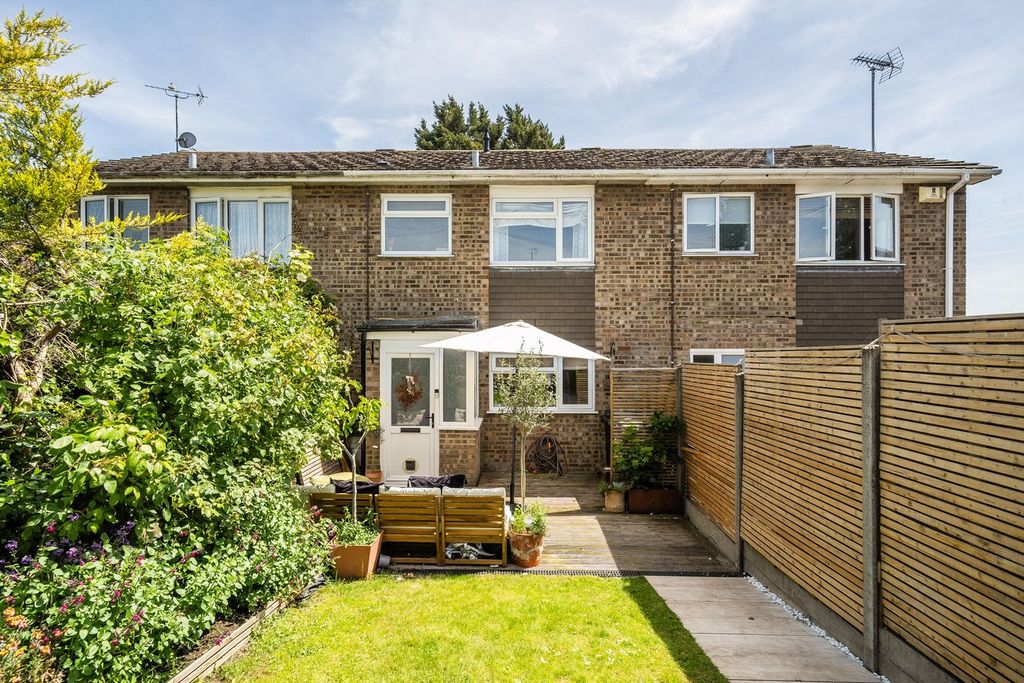 Property photo 1 of 24