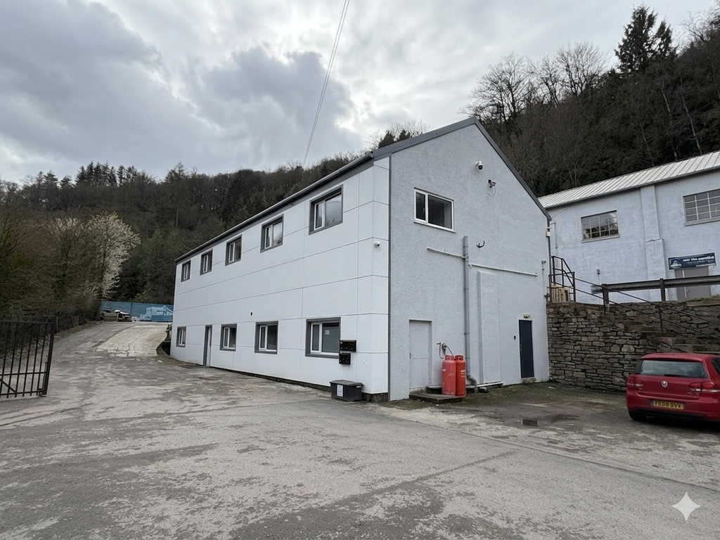 Property photo 2 of 11