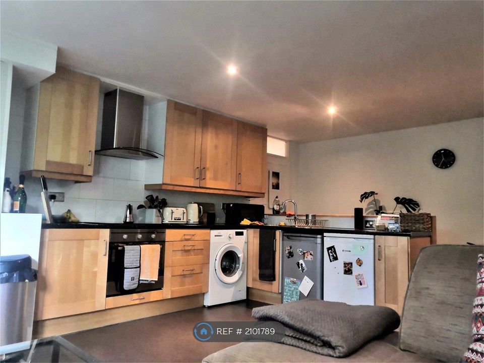 Property photo 3 of 9