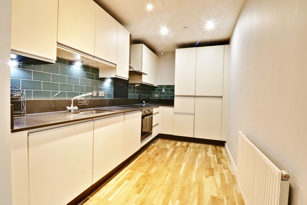 Property photo 1 of 9 3898781
