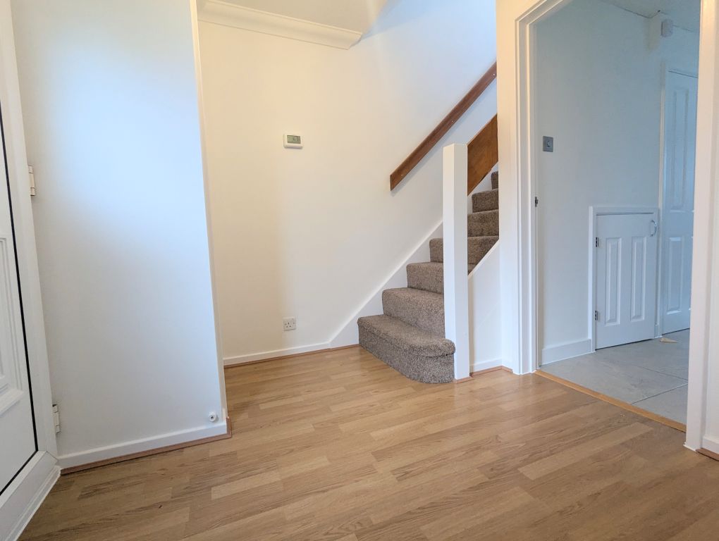 Property photo 2 of 14 Entrance Hall