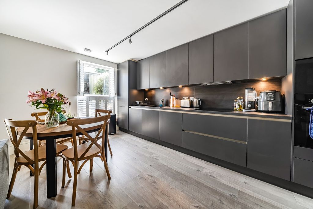 Property photo 1 of 21 1145733 (5)