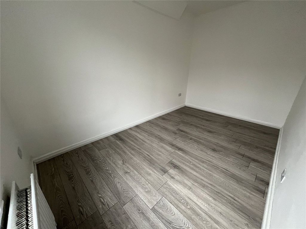 Property photo 3 of 15 Picture No. 03