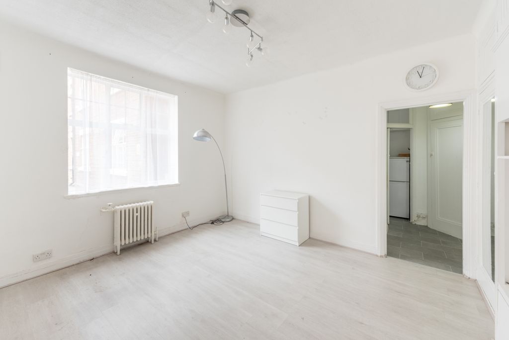 Property photo 3 of 11 Picture No. 07