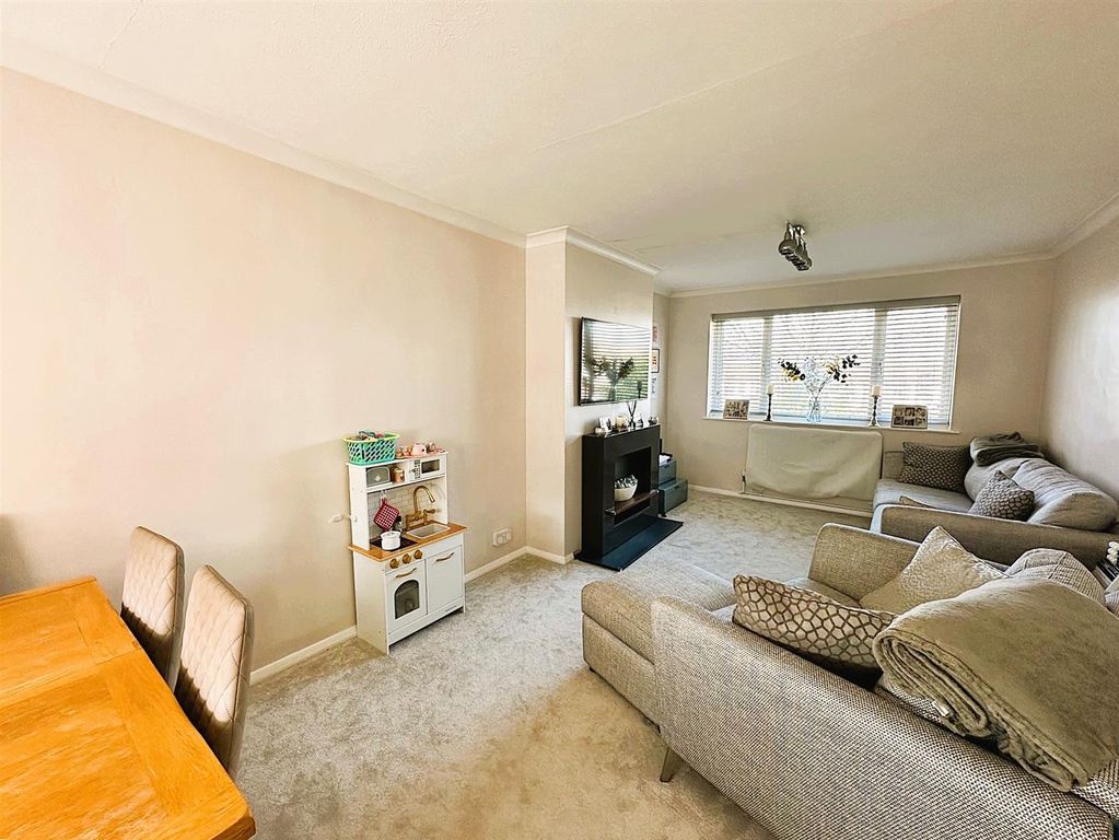 Property photo 2 of 10 1.Jpg