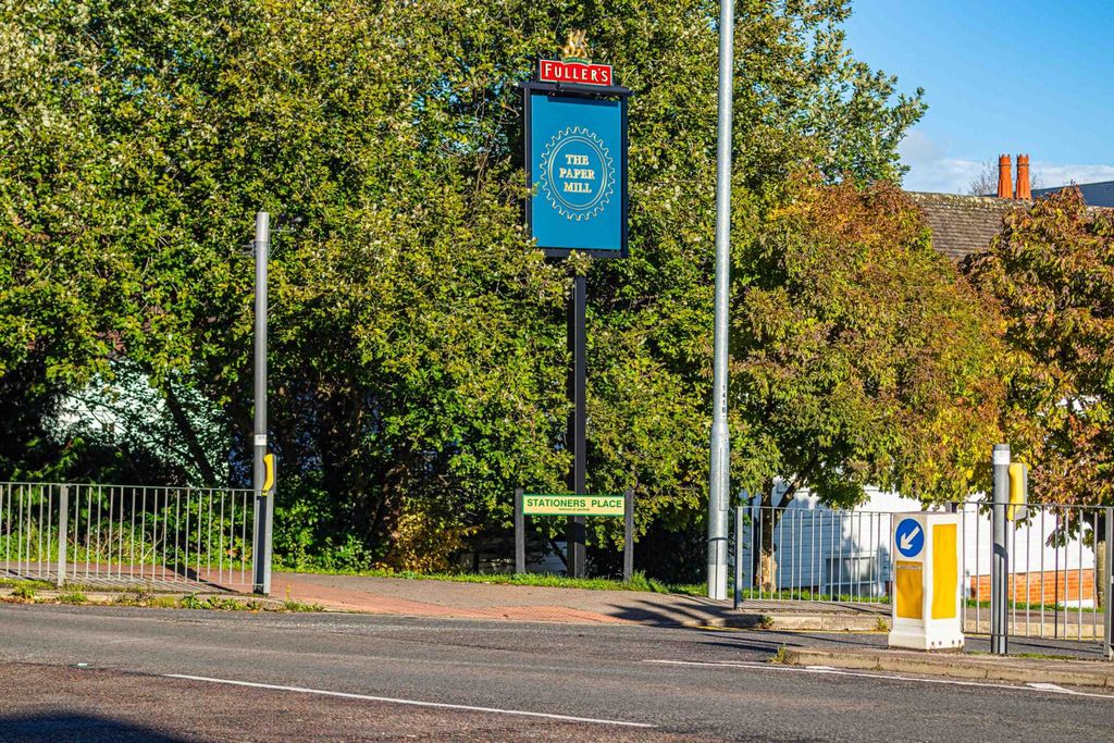 Property photo 3 of 11 Photo