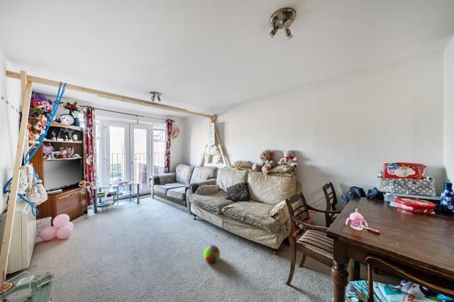 Property photo 3 of 19 Reception Room