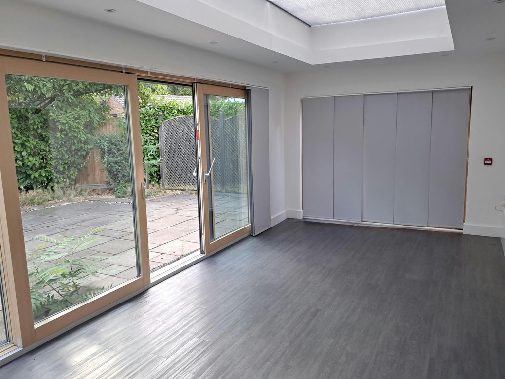 Property photo 3 of 8 Pro8Yumdule.Jpeg