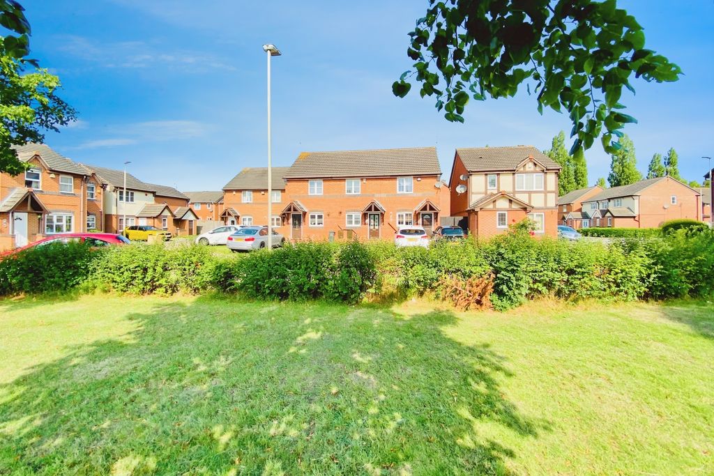 Property photo 2 of 15