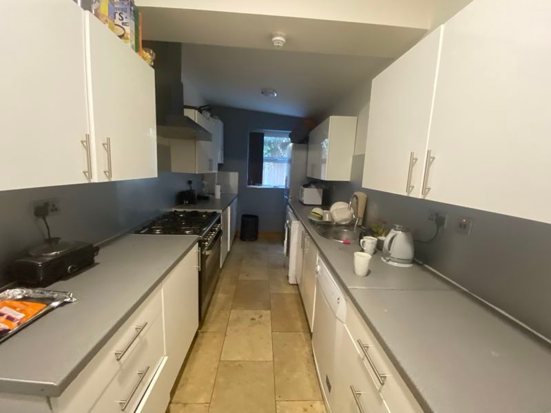 Property photo 2 of 11 Photo 2