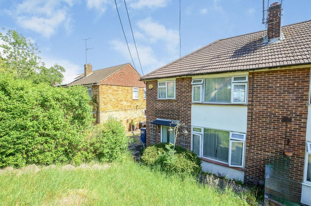 Property photo 2 of 18
