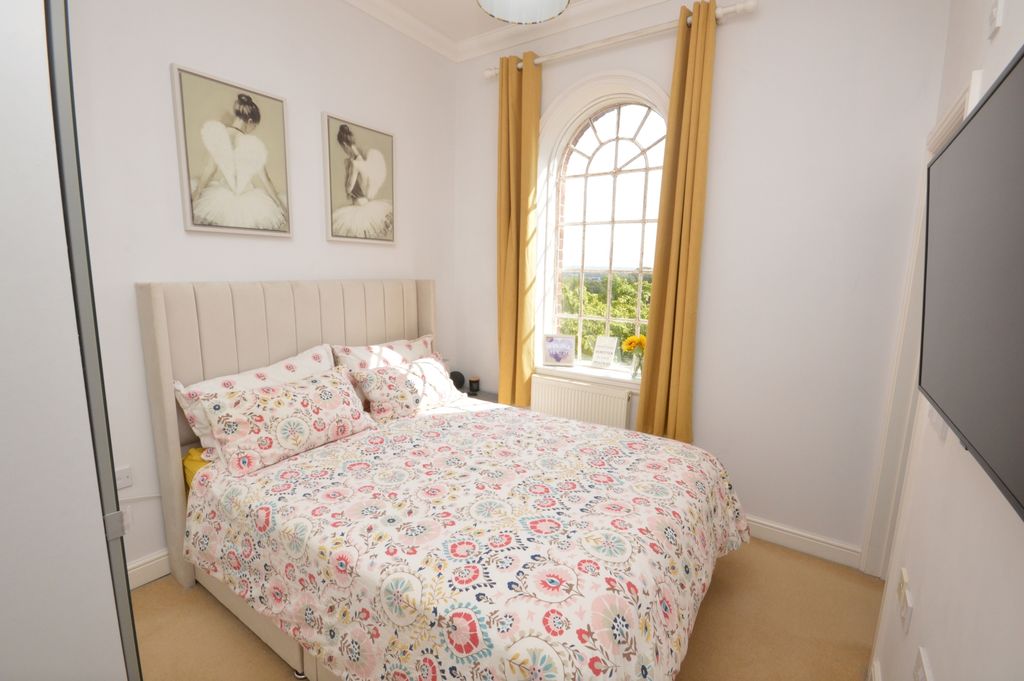 Property photo 3 of 15 Picture No. 10