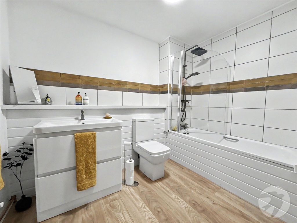 Property photo 3 of 18 Picture No. 13