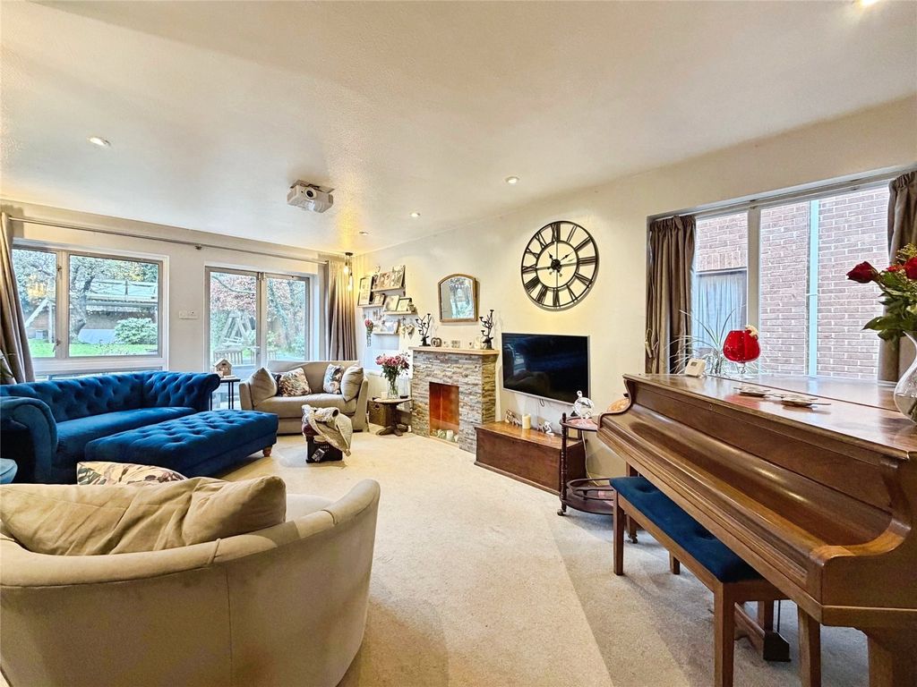 Property photo 2 of 24 Picture No. 03