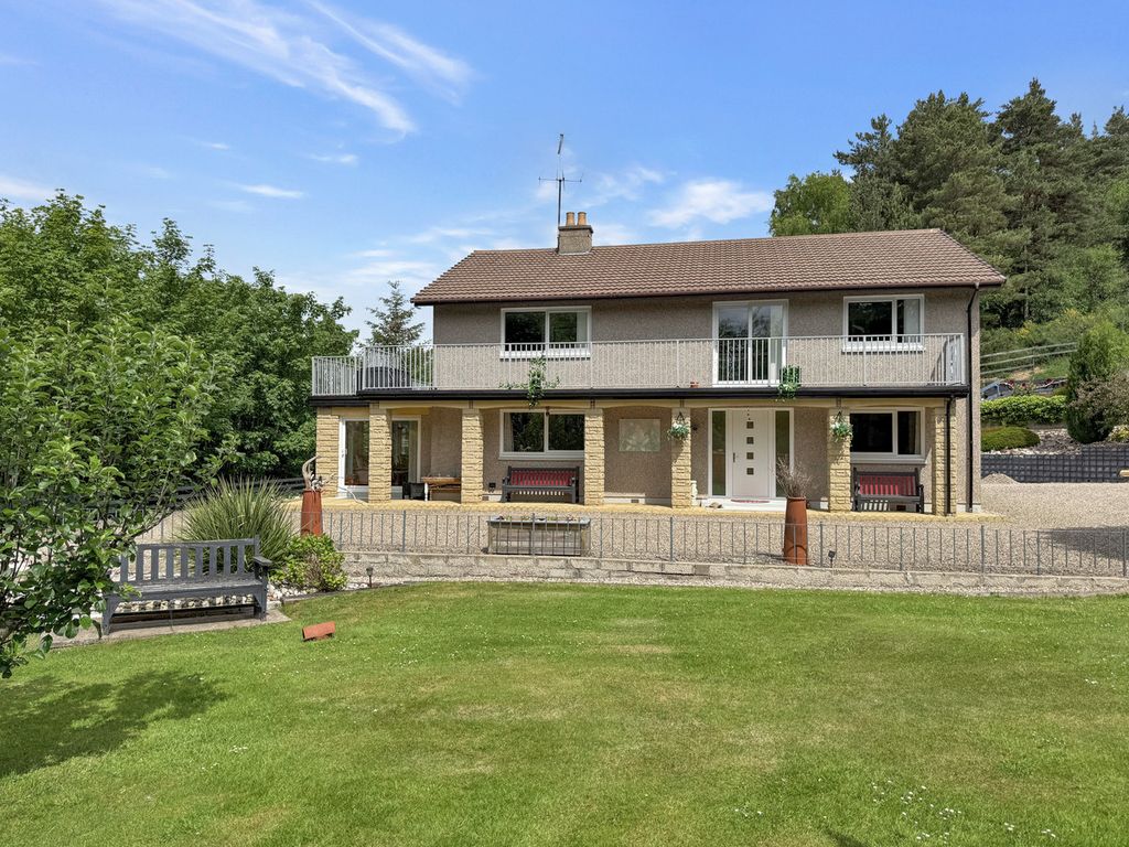 Property photo 2 of 43