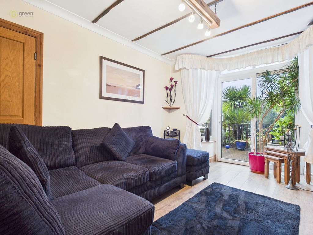 Property photo 2 of 38 Cam01332G0Pr0641Still023