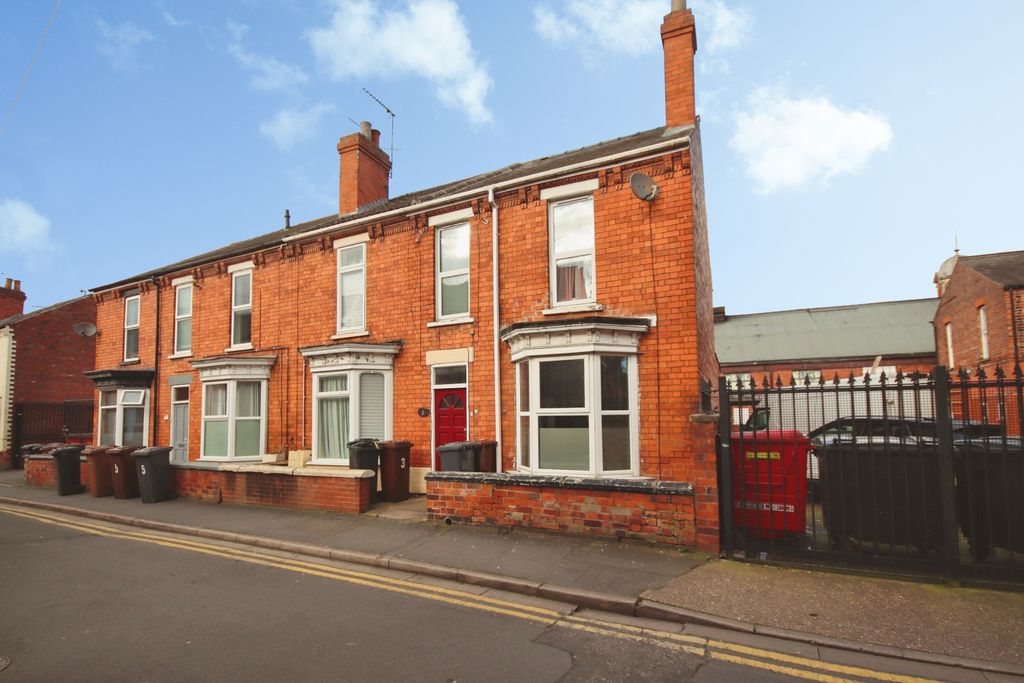 Property photo 1 of 10