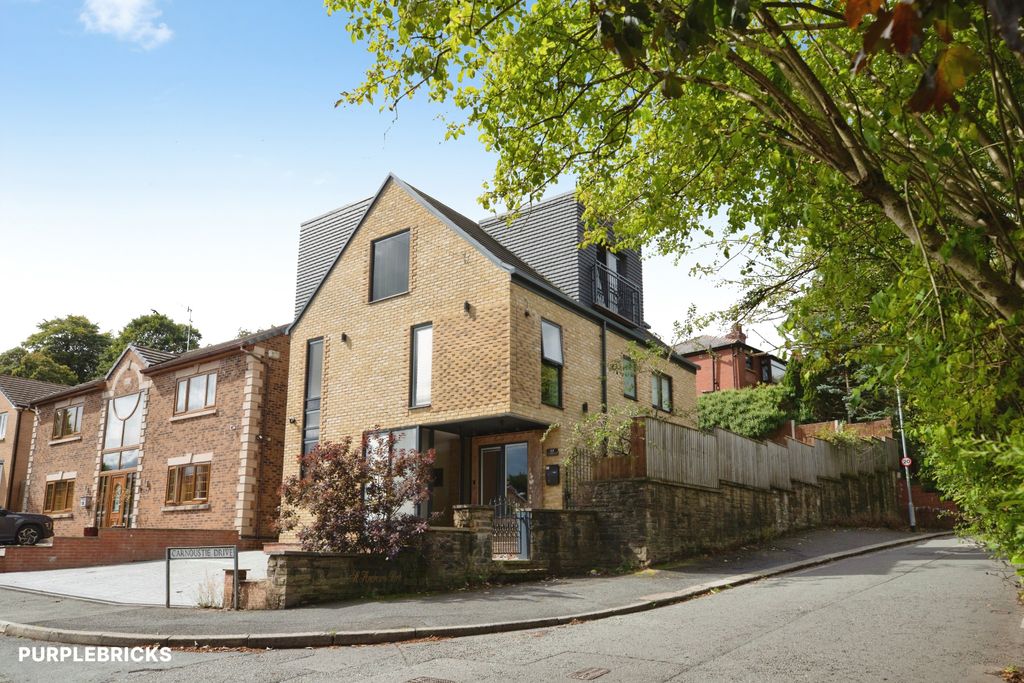 Property photo 1 of 39