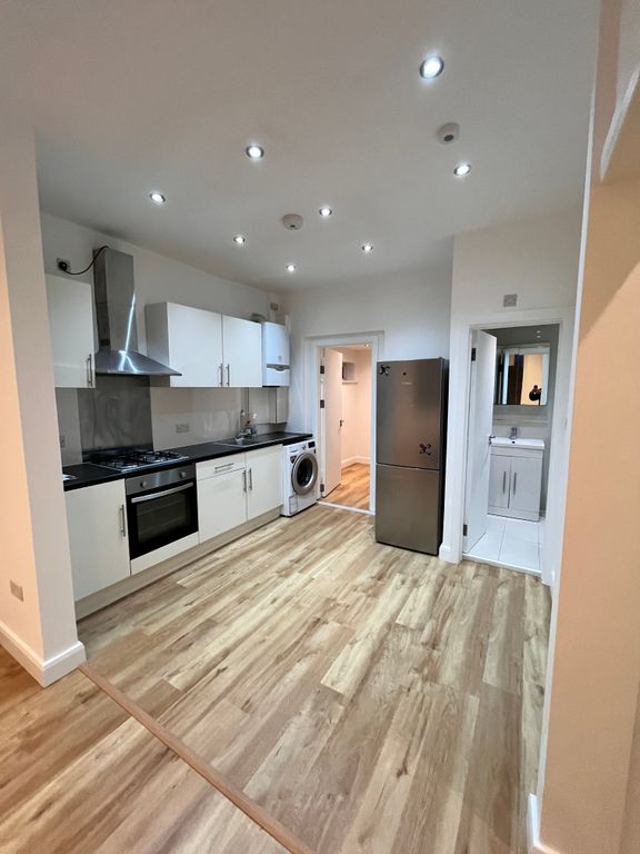 Property photo 2 of 24