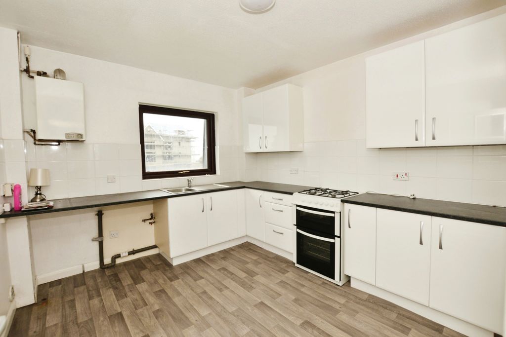 Property photo 3 of 15 Photography