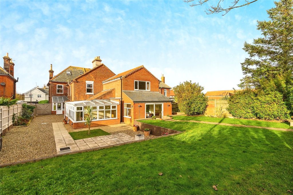 Property photo 2 of 22 Picture No. 37