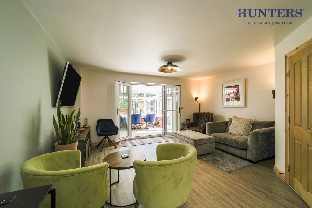 Property photo 3 of 19 Pbox-Img.Jpg