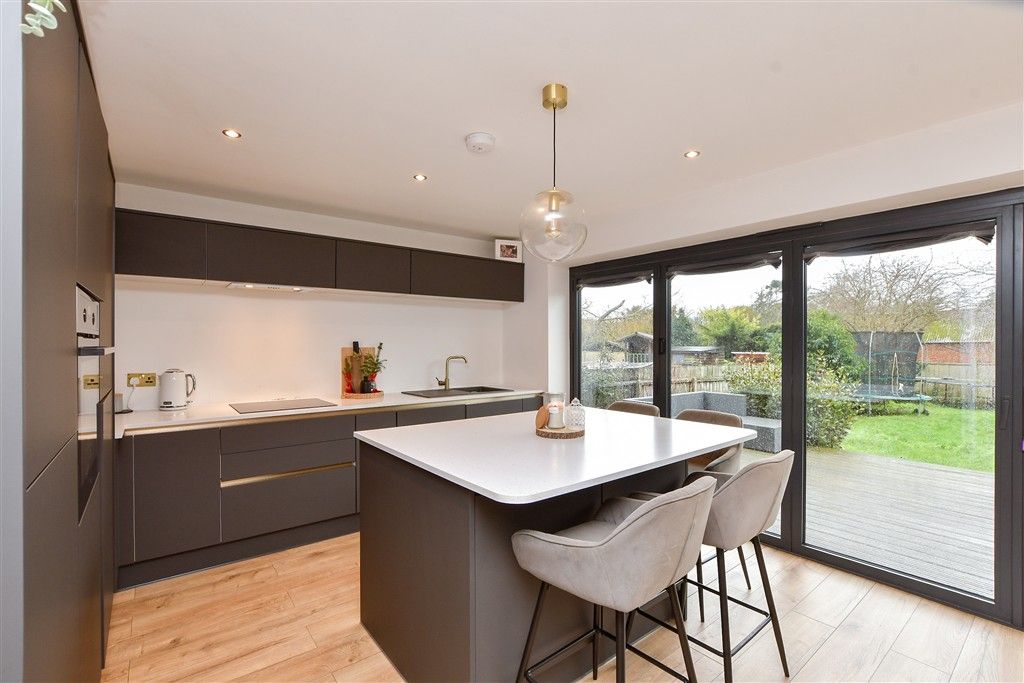 Property photo 2 of 11 Kitchen/Diner