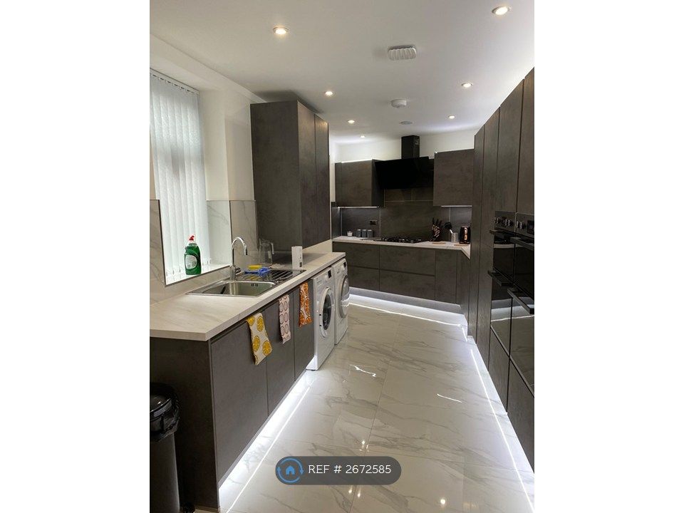 Property photo 1 of 26