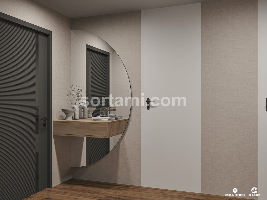 Property photo 2 of 31