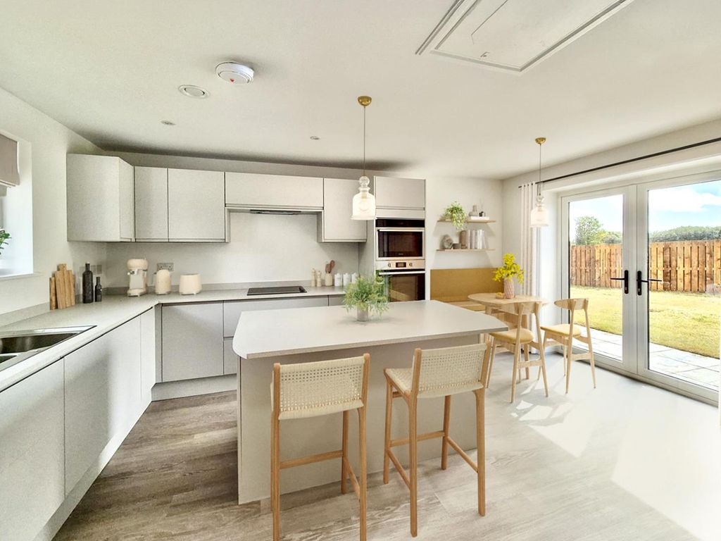 Property photo 3 of 16 Kitchen 1.Jpg