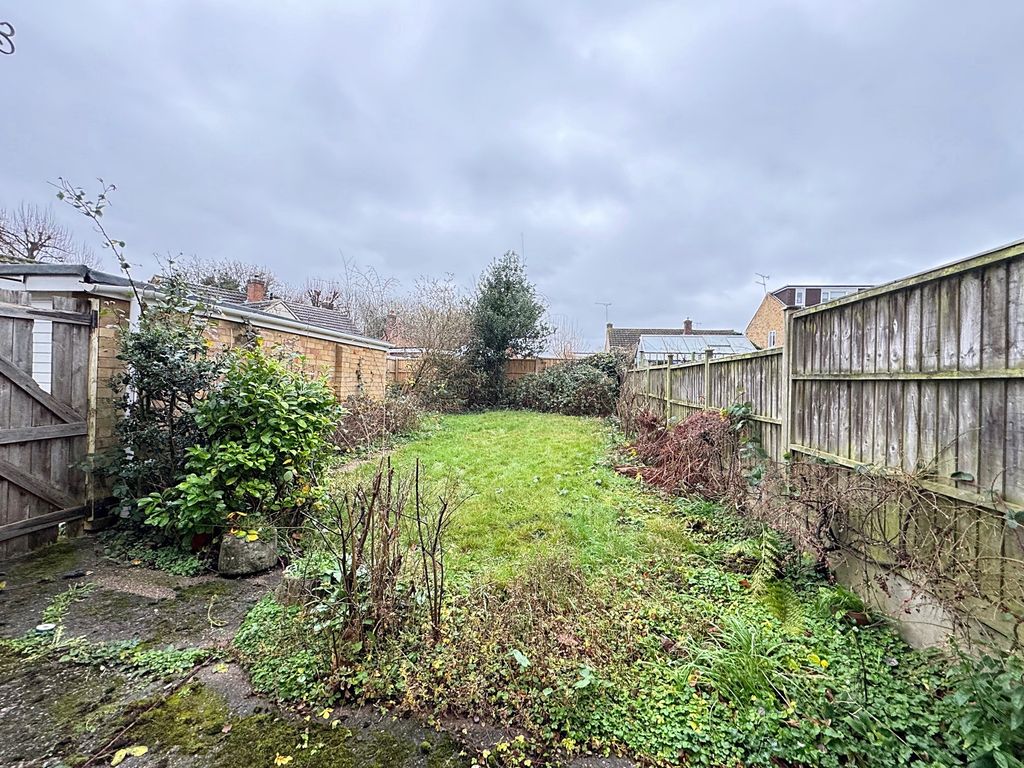 Property photo 2 of 13 Garden