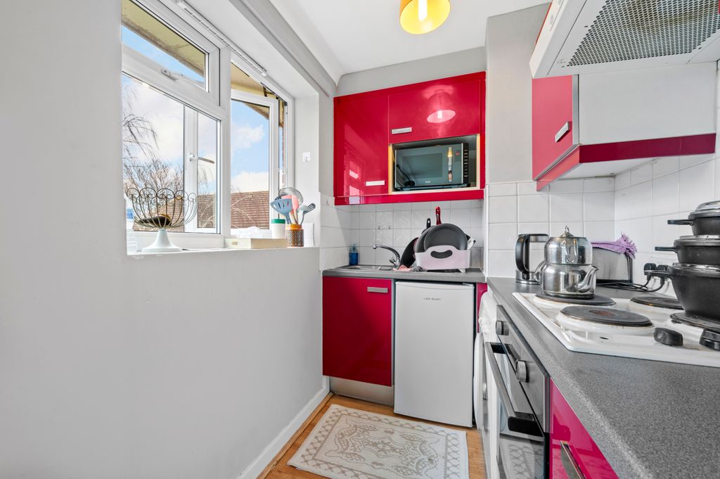 Property photo 3 of 7 Picture No. 05