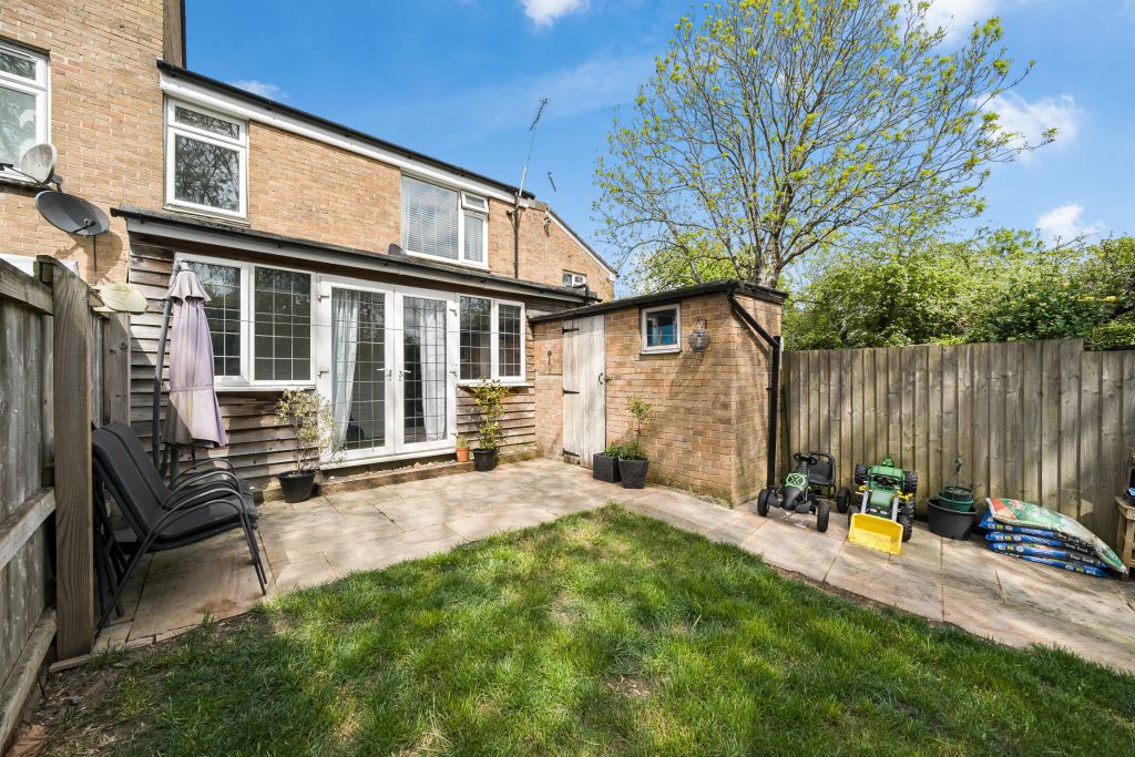 Property photo 2 of 20