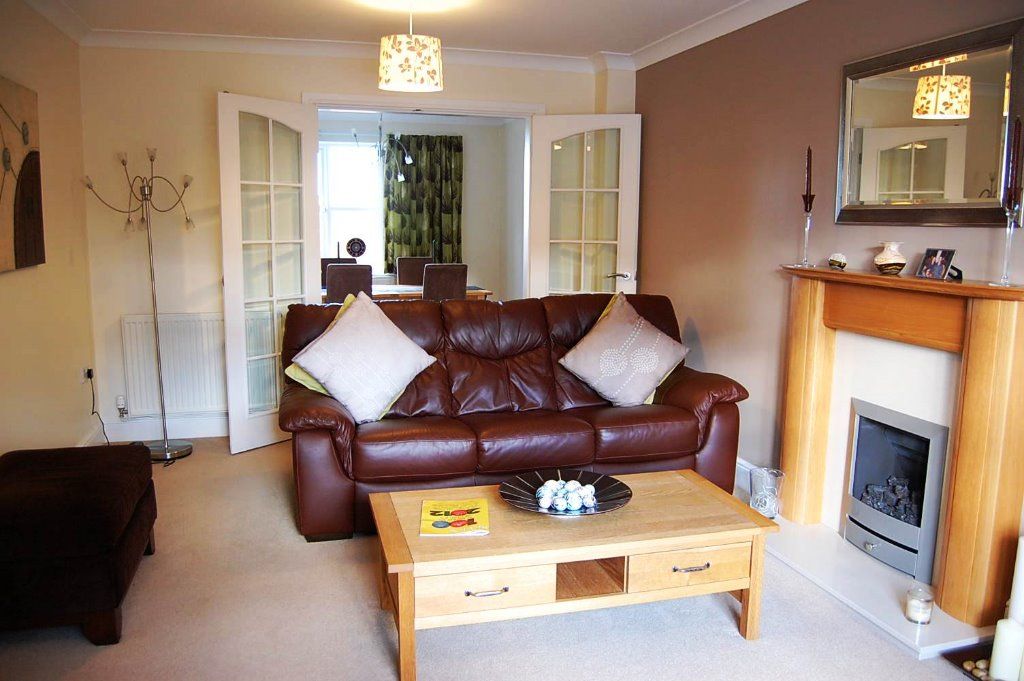 Property photo 2 of 13