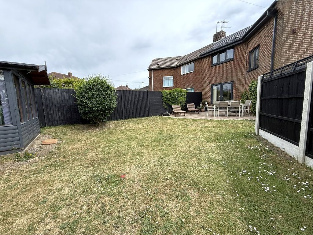Property photo 2 of 30