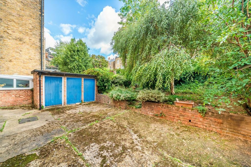 Property photo 3 of 3