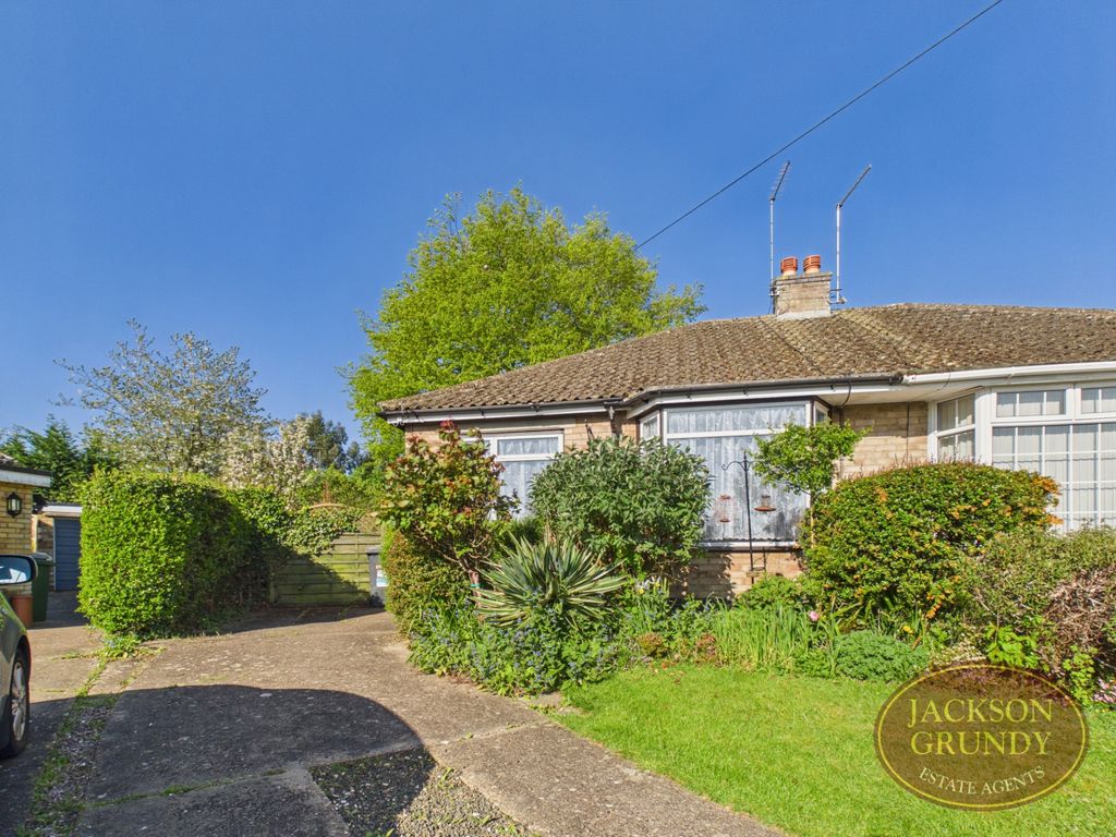 Property photo 1 of 13 Photo 11